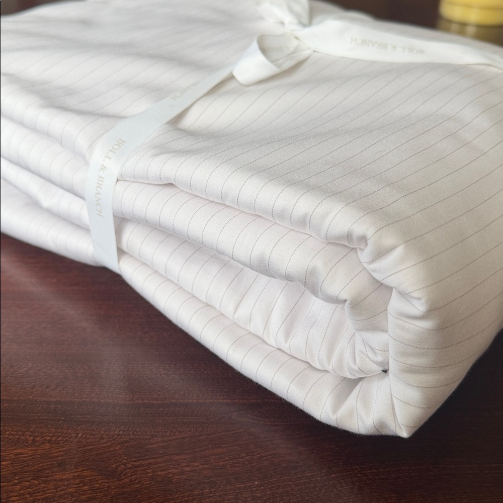 Boll & branch Signature Hemstitch Delicate Stripe Duvet Cover Set - white k/c
